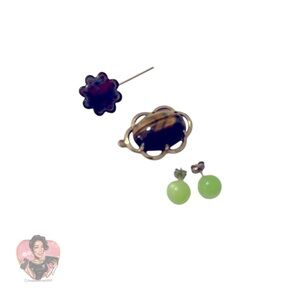 VINTAGE Pendant, Pin and Earring Set